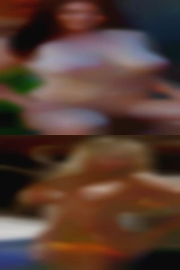 Live female swingers!!!