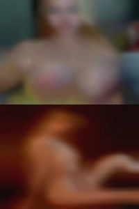 Pussy girls dogging phat ass in public!