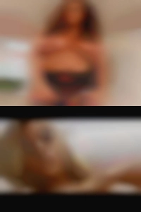 Likes juicy naked women lips.